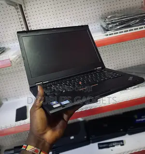 Laptop Lenovo ThinkPad T430 4GB Intel Core I5 HDD 320GB
