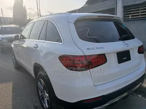 Mercedes-Benz GLC-Class 2022 White