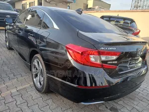 Honda Accord 2018 Black