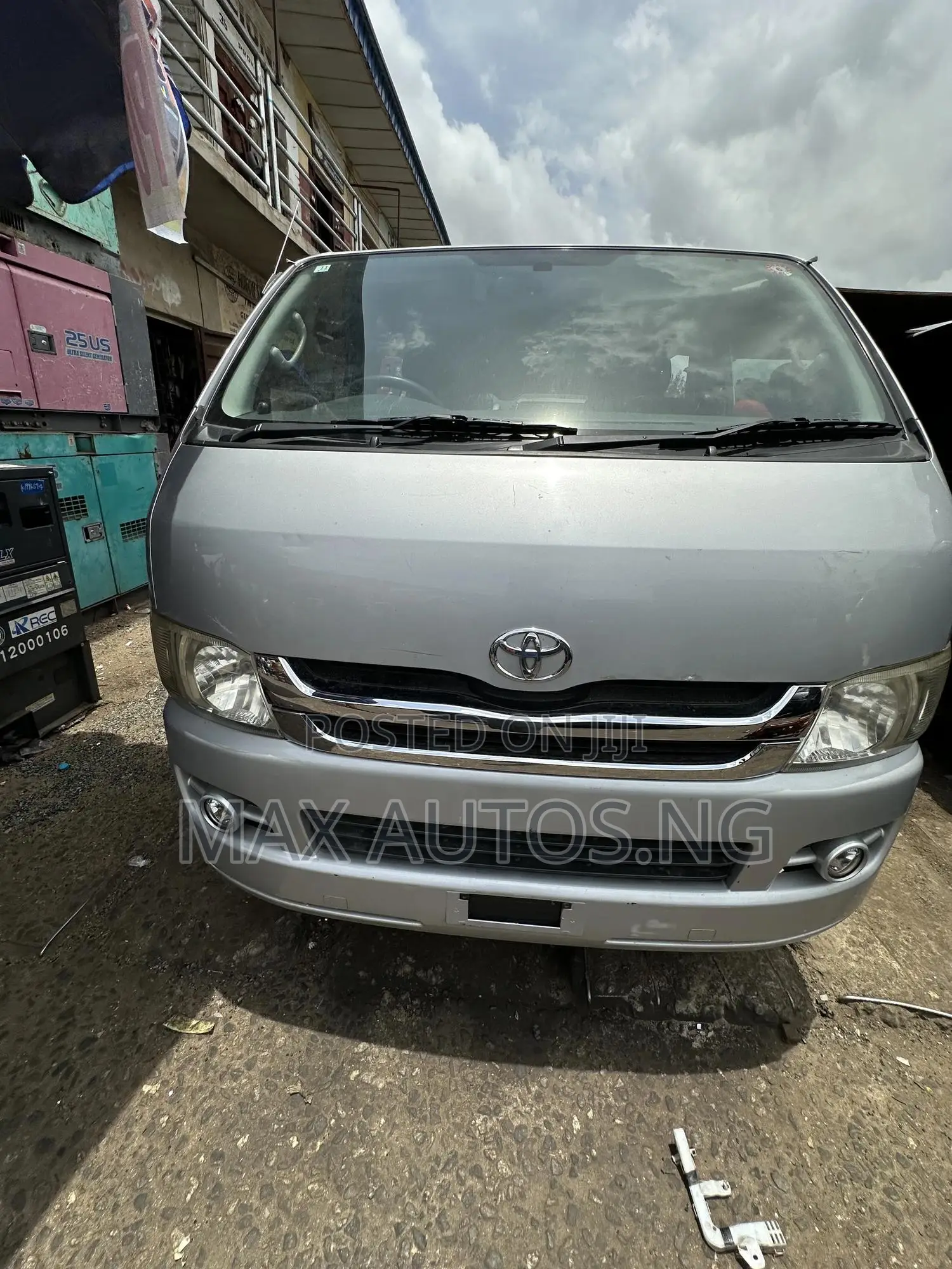 Toyota HiAce 2010 Grey