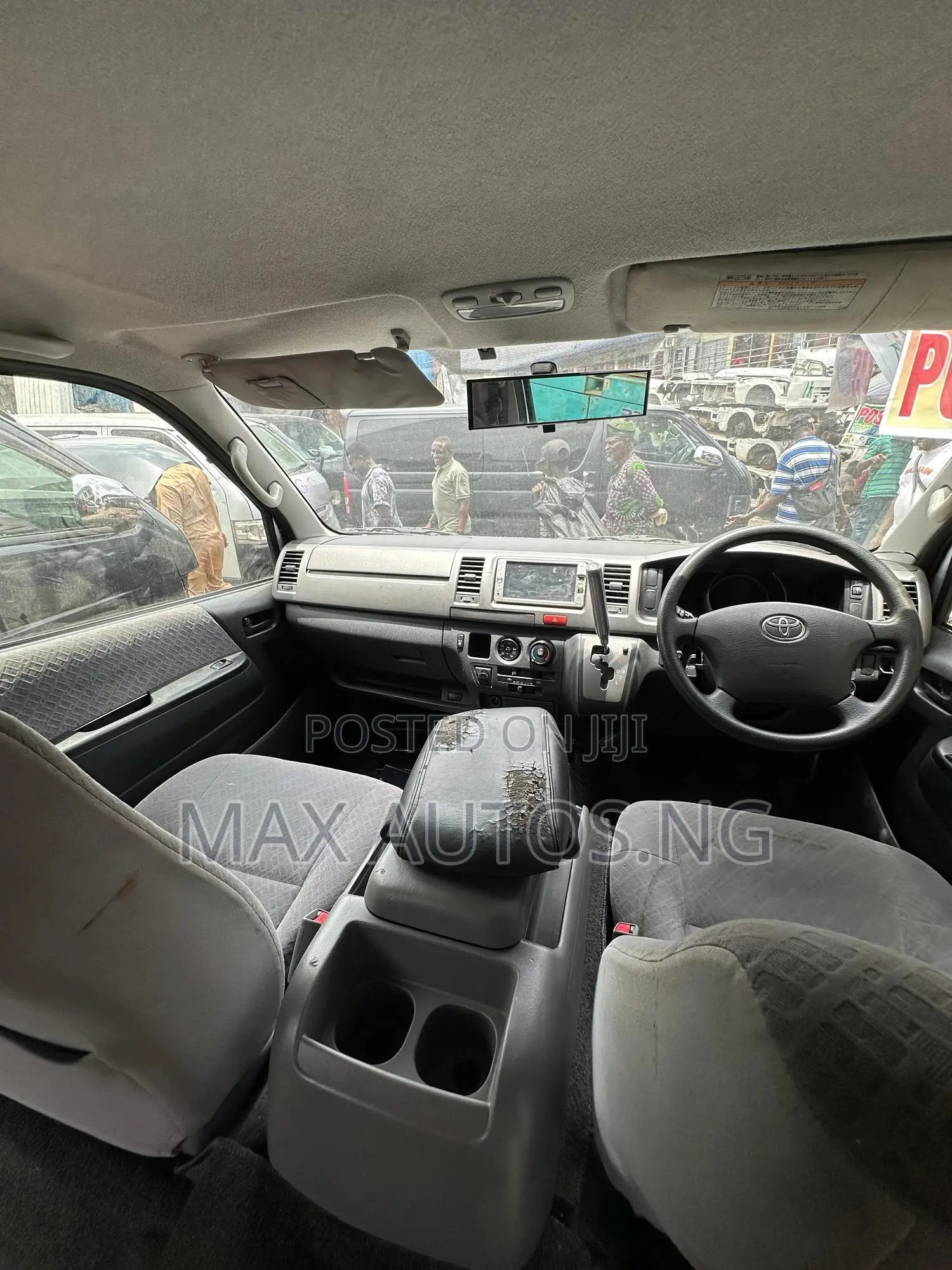 Toyota HiAce 2010 Grey