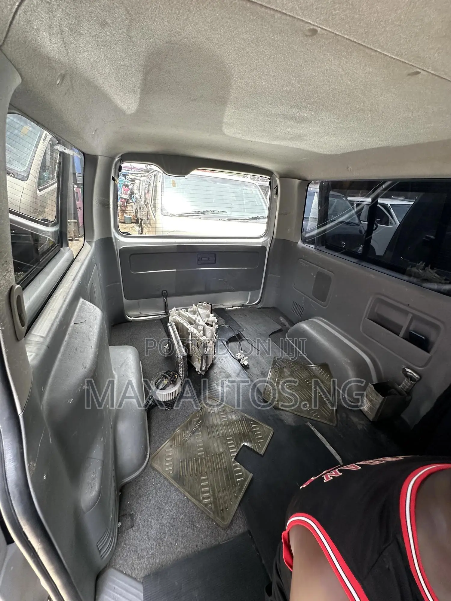 Toyota HiAce 2010 Grey