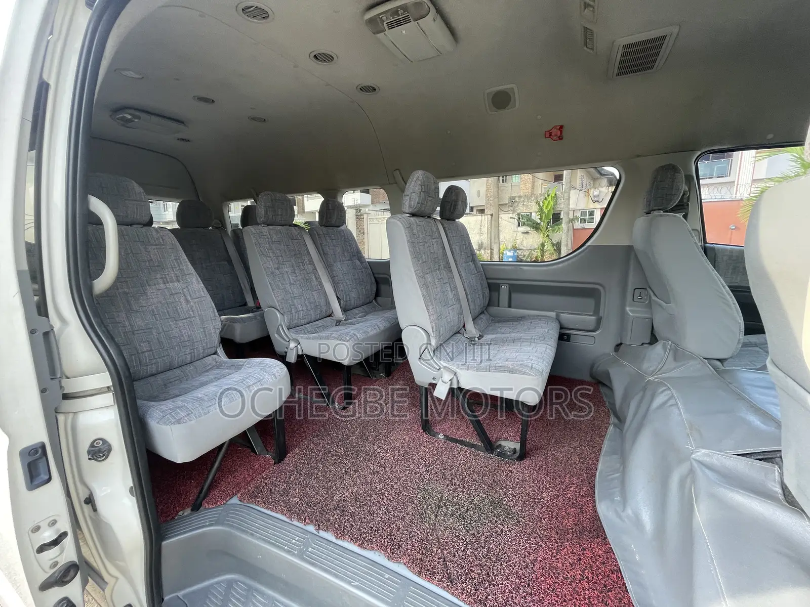 Toyota HiAce 2017 White