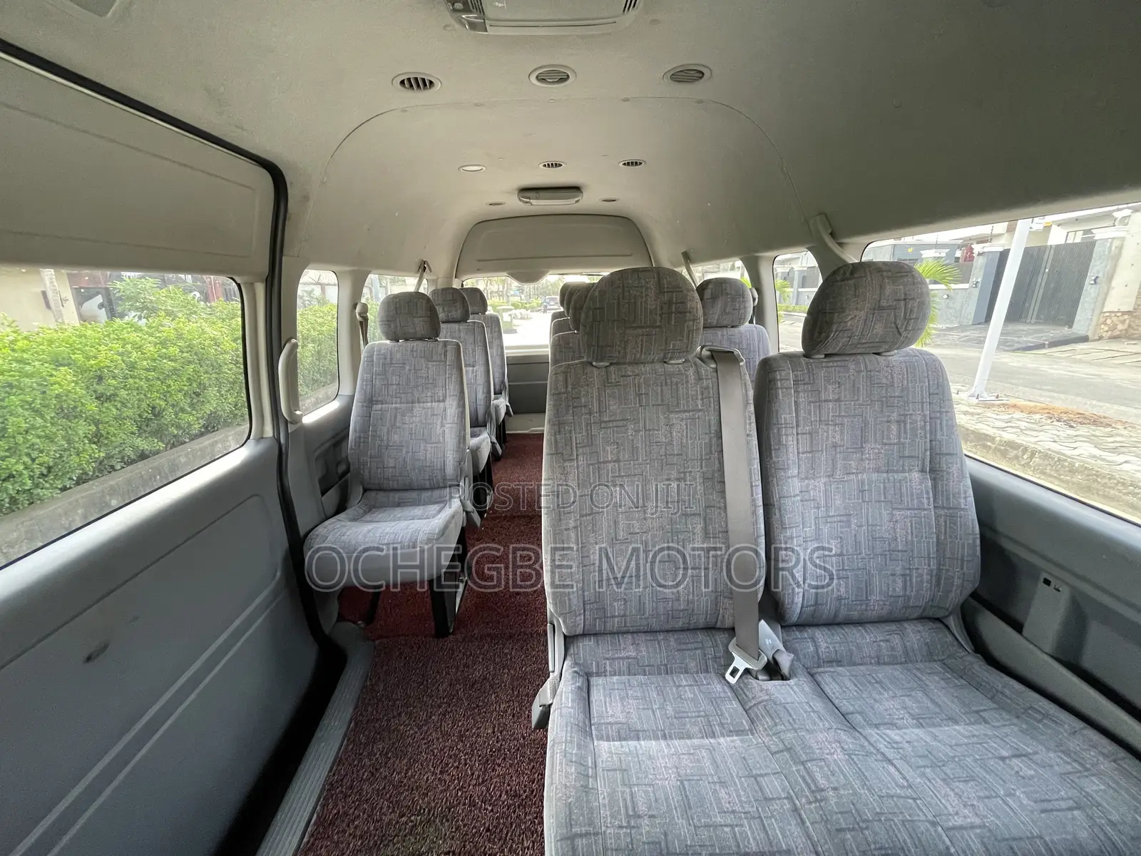 Toyota HiAce 2017 White