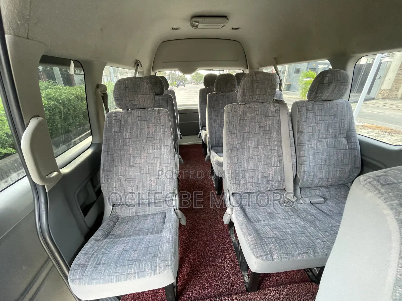Toyota HiAce 2017 White