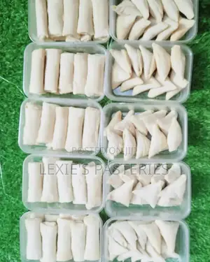 Small Chops Meatpie