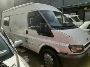 Ford Transit 2004 White