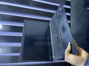 Laptop Lenovo Thinkpad T490s 8GB Intel Core i7 SSD 256GB