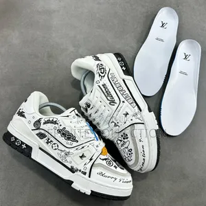 Louis Vuitton Premium Quality Sneakers