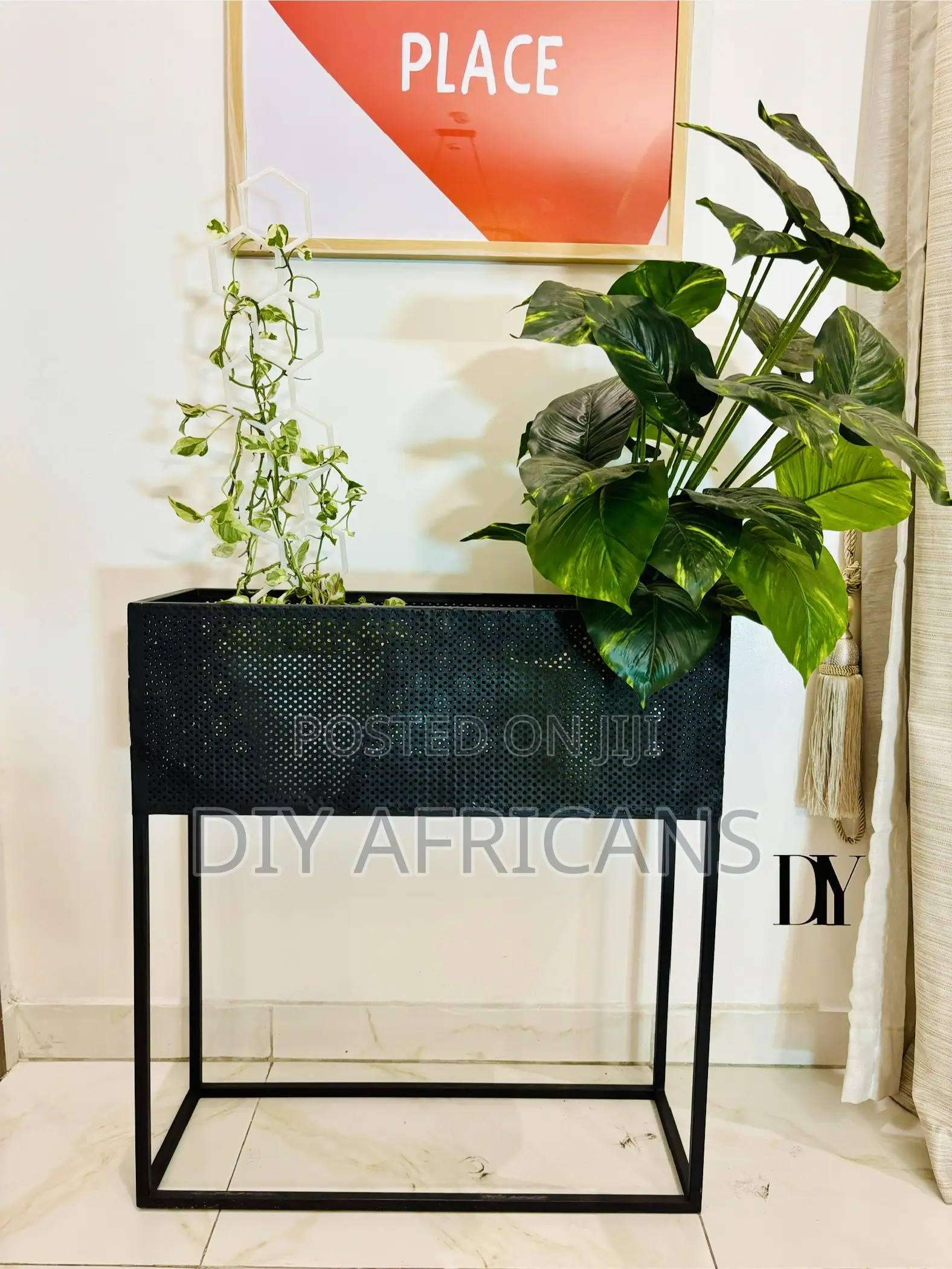 Modern Mesh Planter