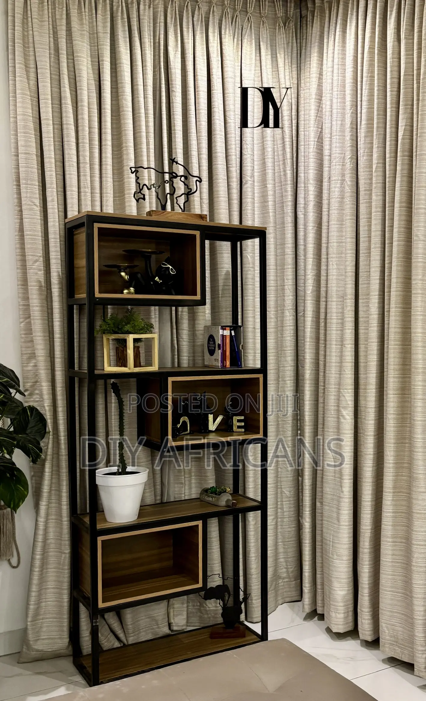 Standard Boxed Shelf