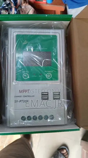 MPPT (Maximum Power Point Tracking) Solar Charge Controller