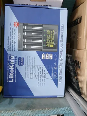The Liitokala Lii-600, a Smart Universal LCD Fast Charger