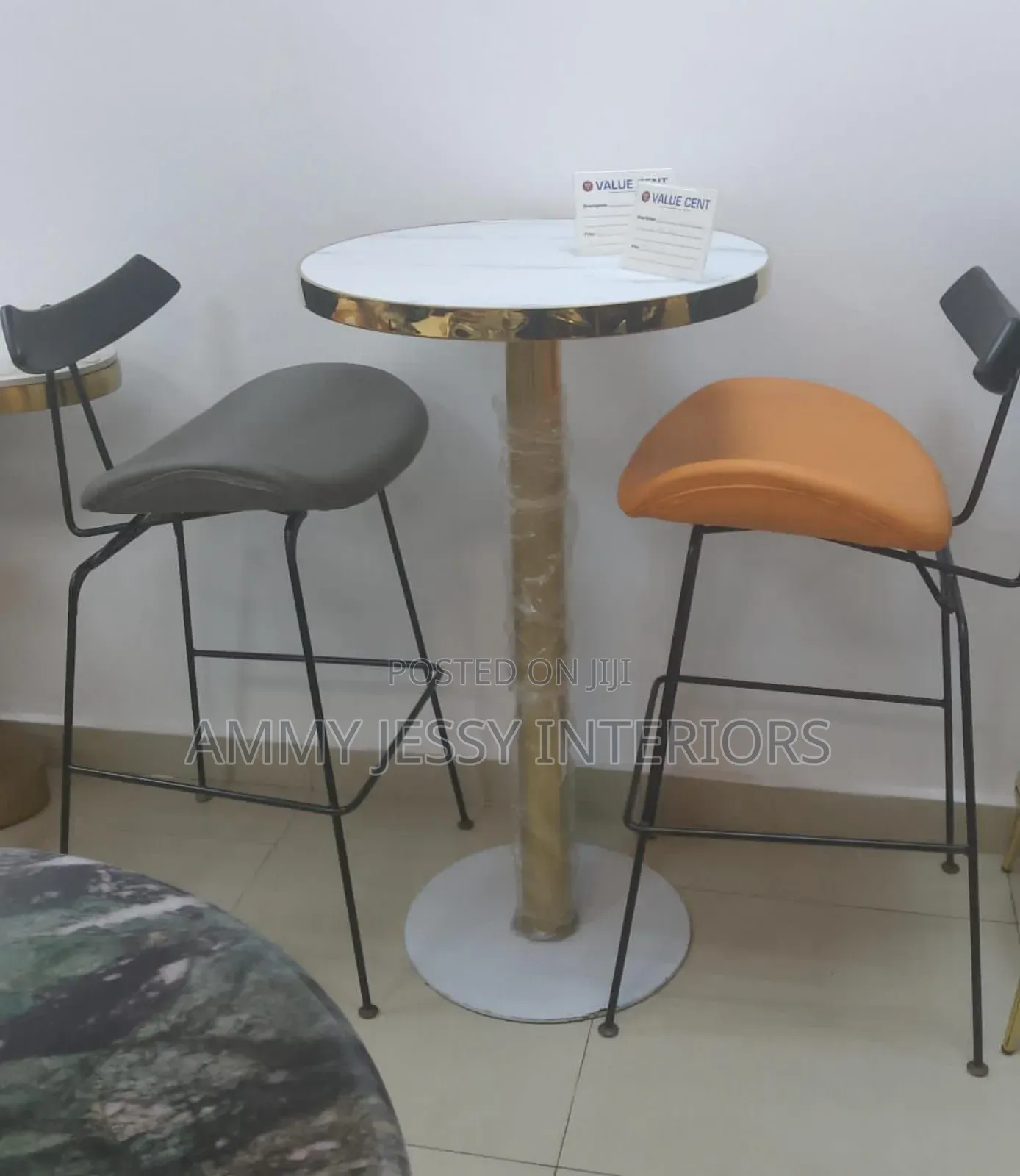 Standard Bar Stools Chair and Table