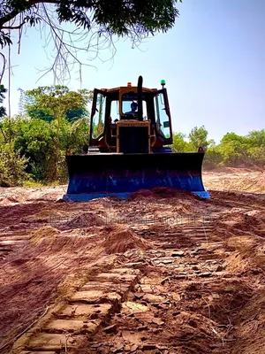 V- Track Bulldozer D6h LGP for Hire