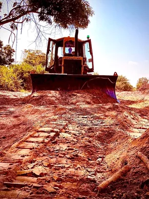 V- Track Dozer D6h For Hire