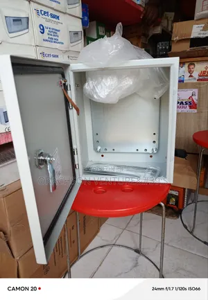300x250x150 Panel Box