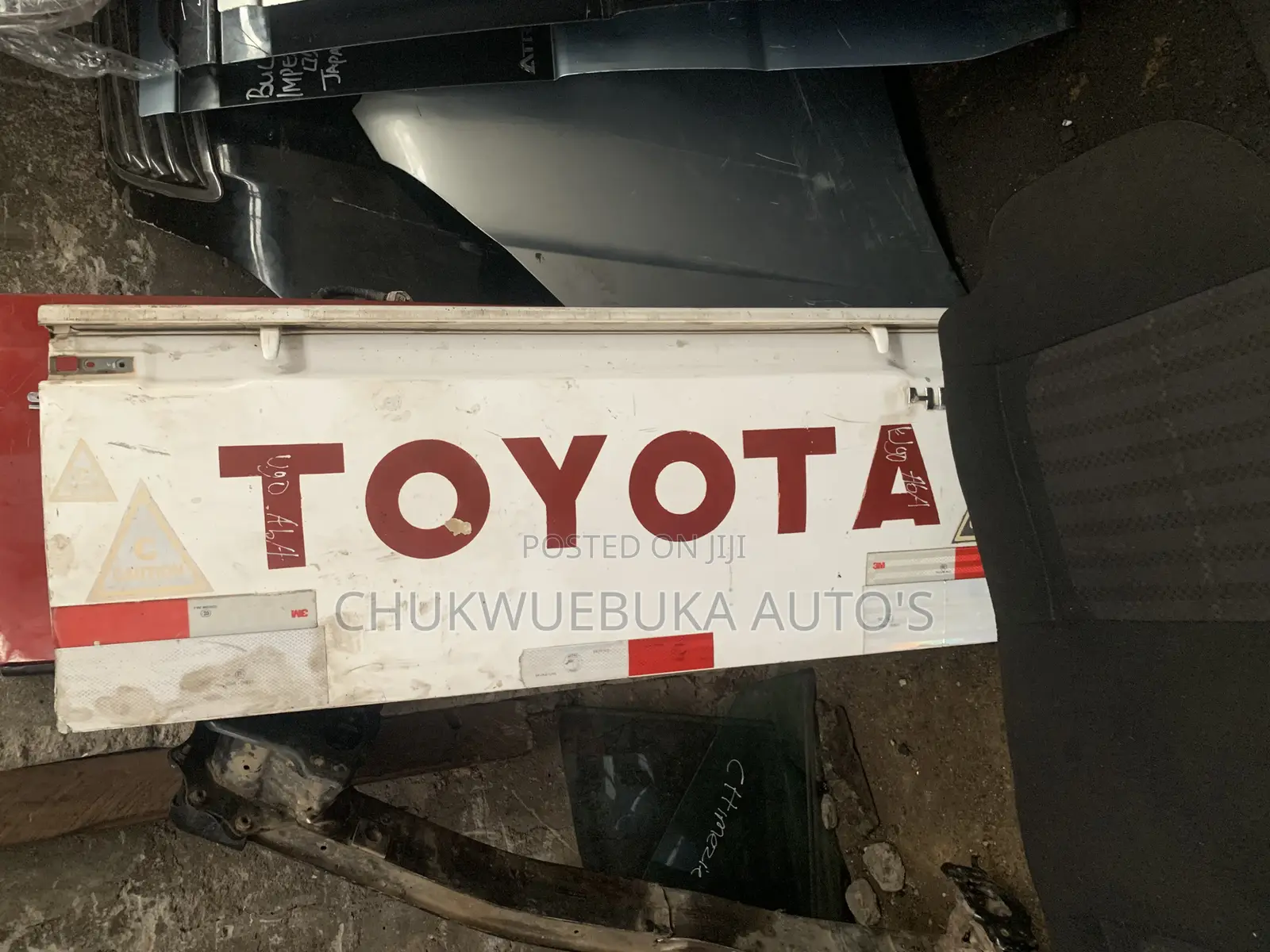 Boot Hilux 2012