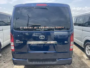 Toyota HiAce 2010 Blue