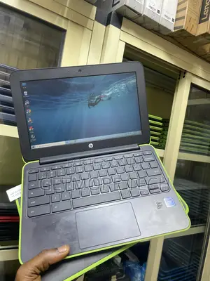 Photo - Laptop HP Chromebook 11 4GB Intel Celeron SSD 32GB