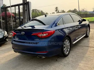 Hyundai Sonata 2016 Blue