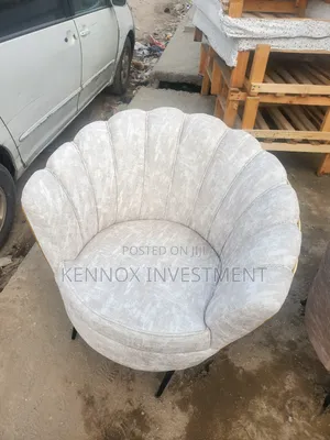 Flower Single Seater
