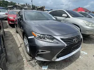 Lexus ES 2017 Gray