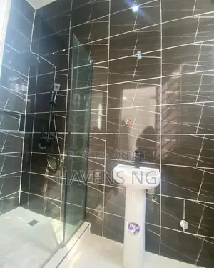 4bdrm Duplex in Ikota for sale