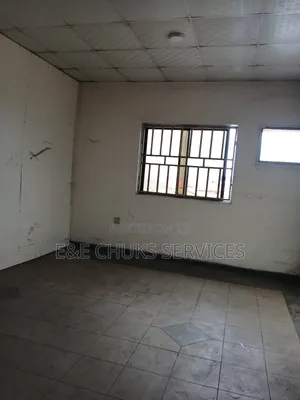 One Room Office Space to Let