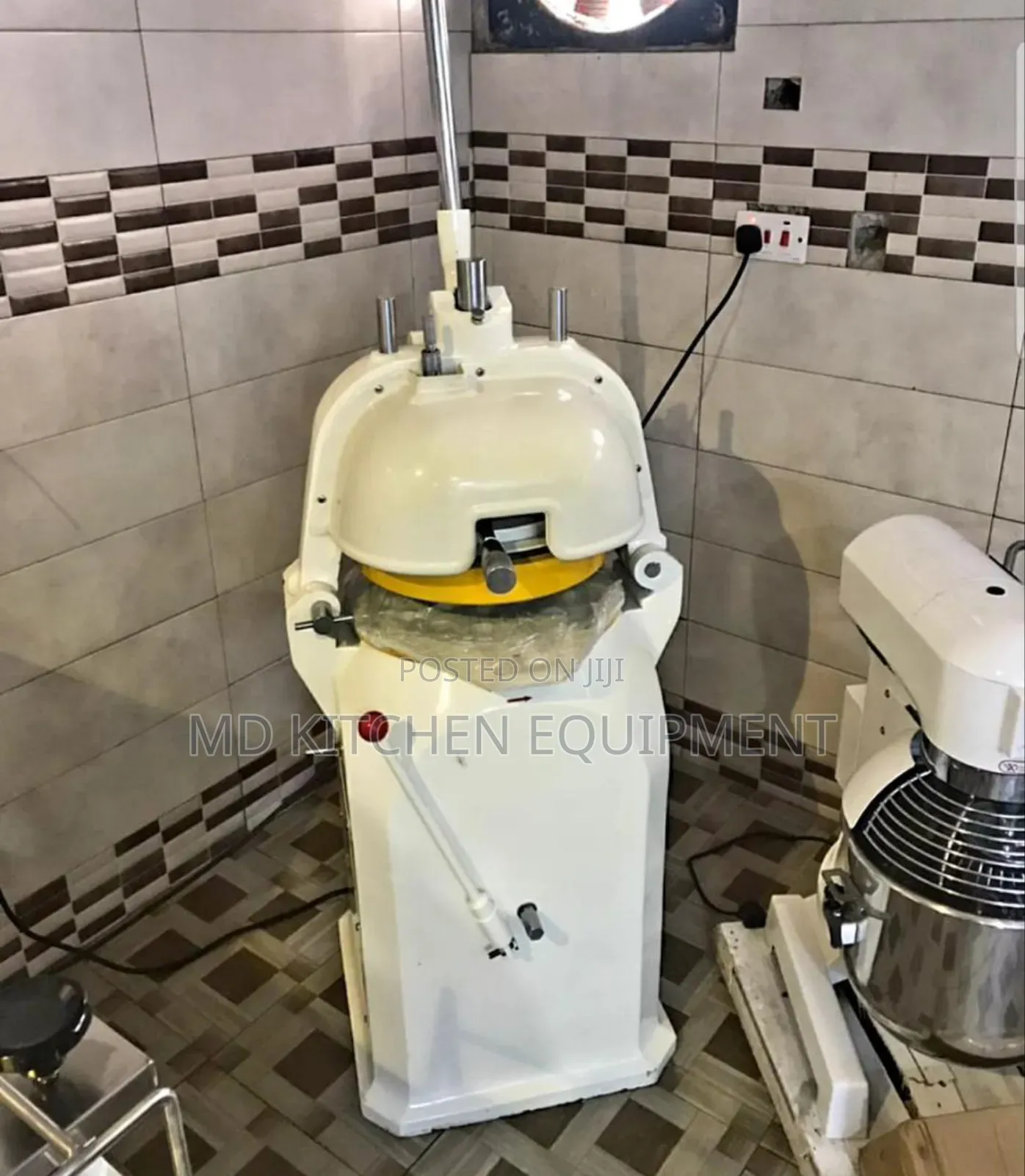 Dough Rounder Semi Automatic