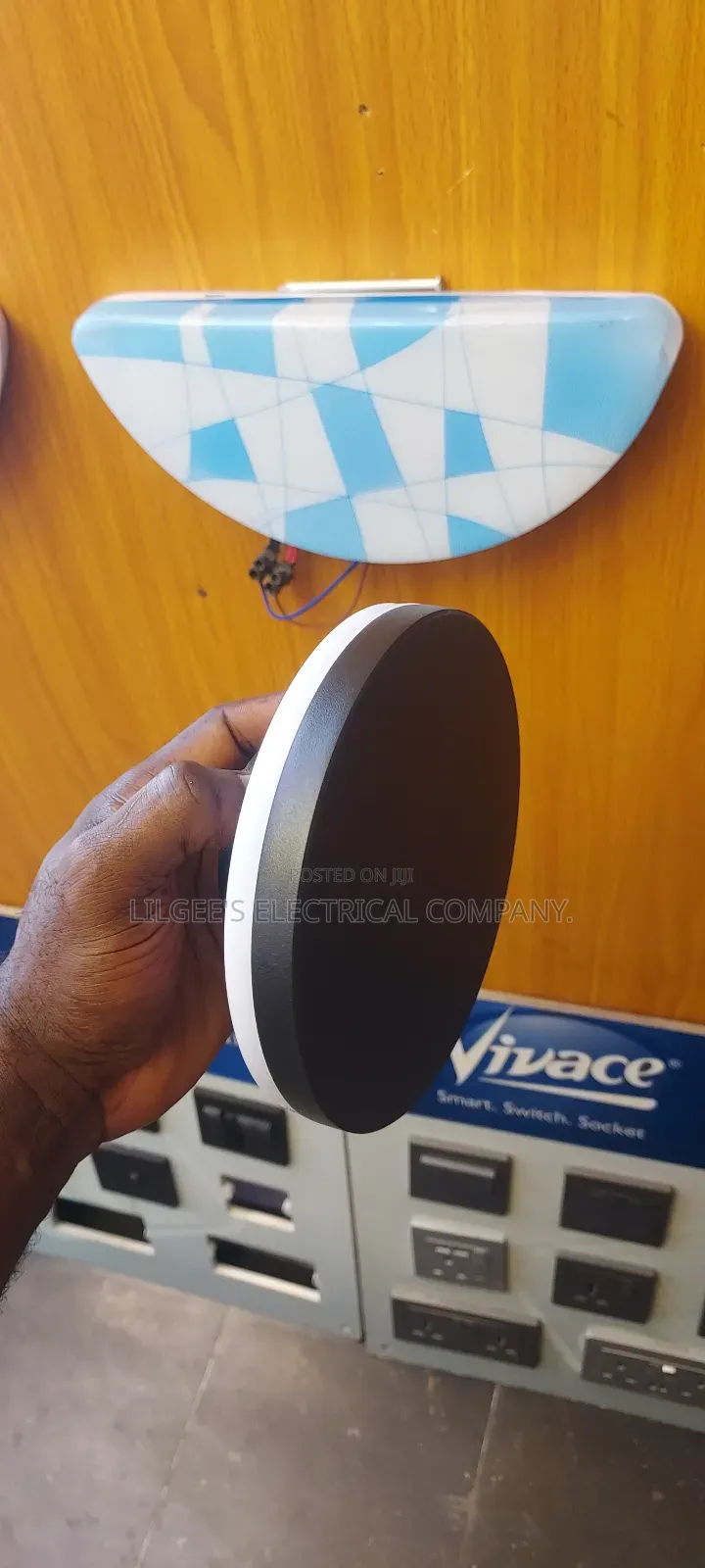 Round Shaped Ultramodern Led Wall Light