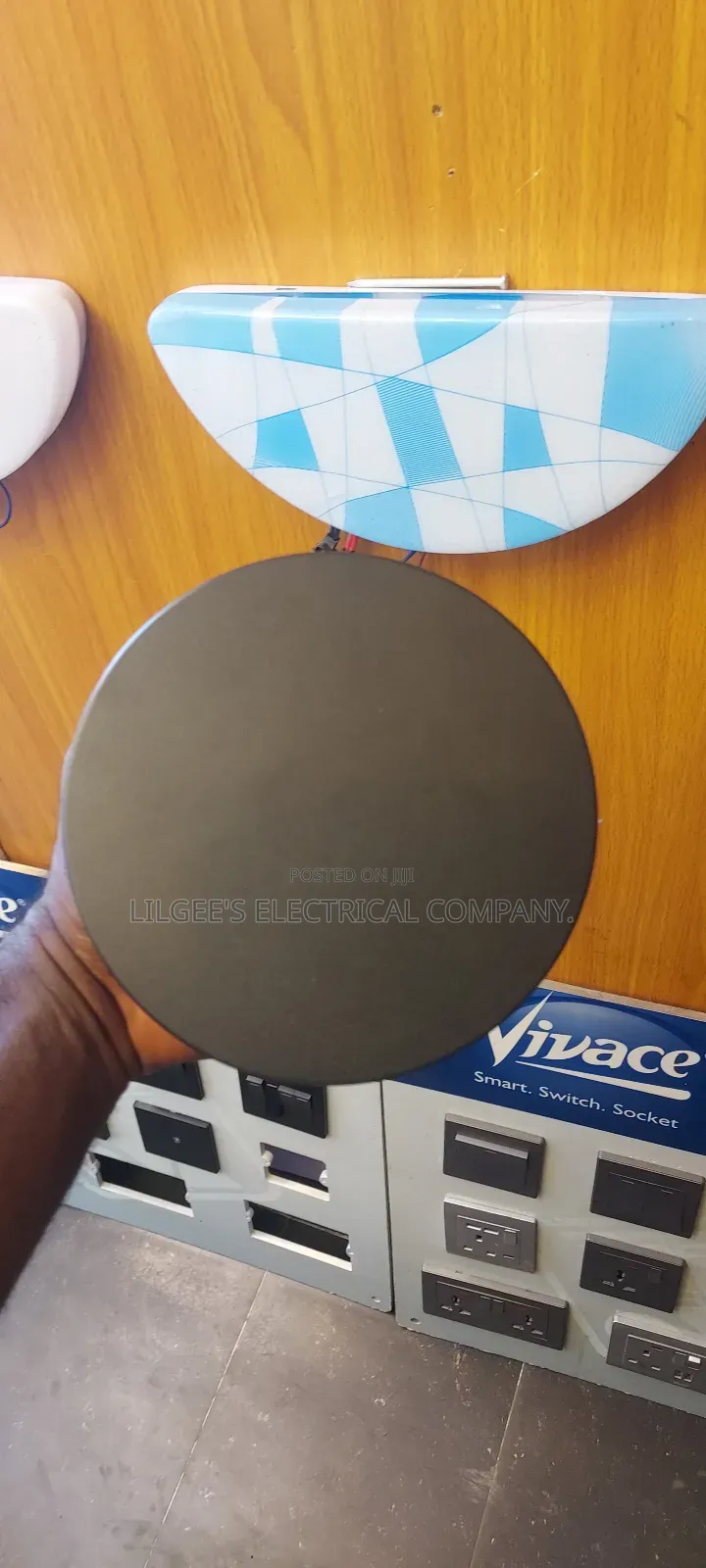 Round Shaped Ultramodern Led Wall Light