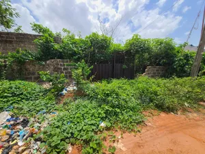 50ft by 100ft (450sqm) for Sale
