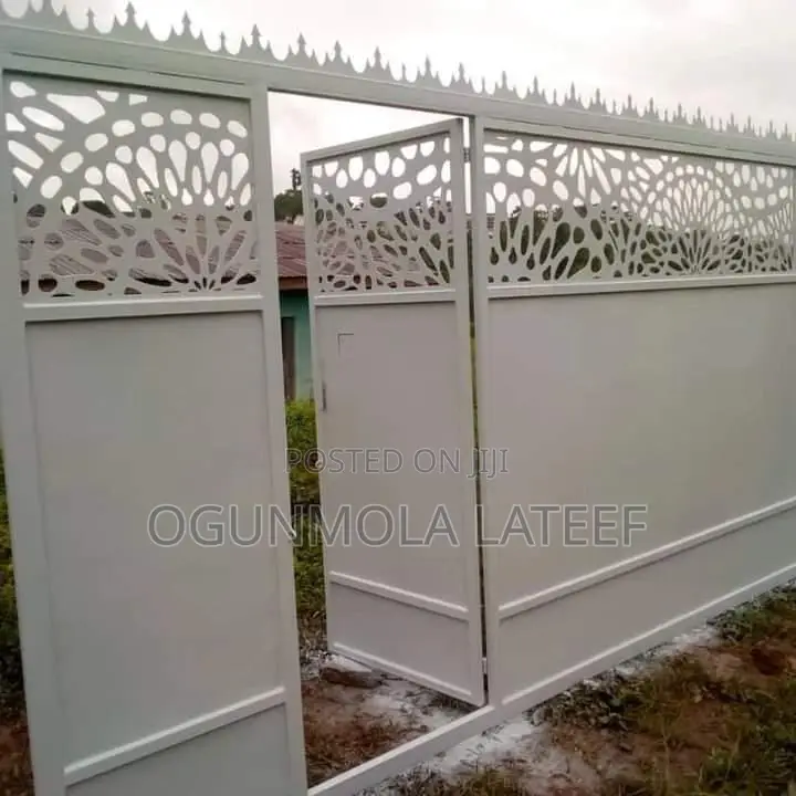 Thick Iron Gate