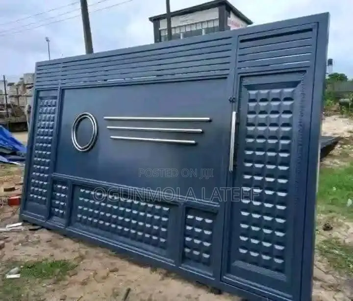Thick Iron Gate