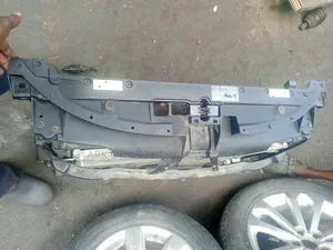 Complete Radiator, Fan and Condenser for Volkswagen Phantom