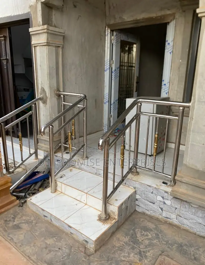 Pipe Design Stainless Rail