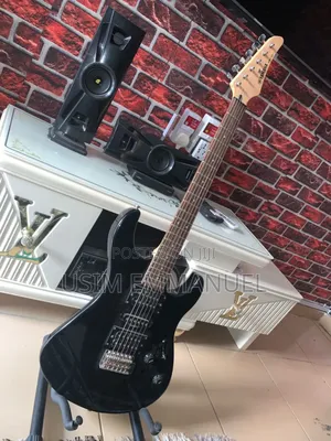 Photo - Electric Yamaha Guitar