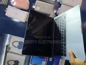 Laptop Apple MacBook Pro 2019 8GB Intel Core I5 SSD 128GB