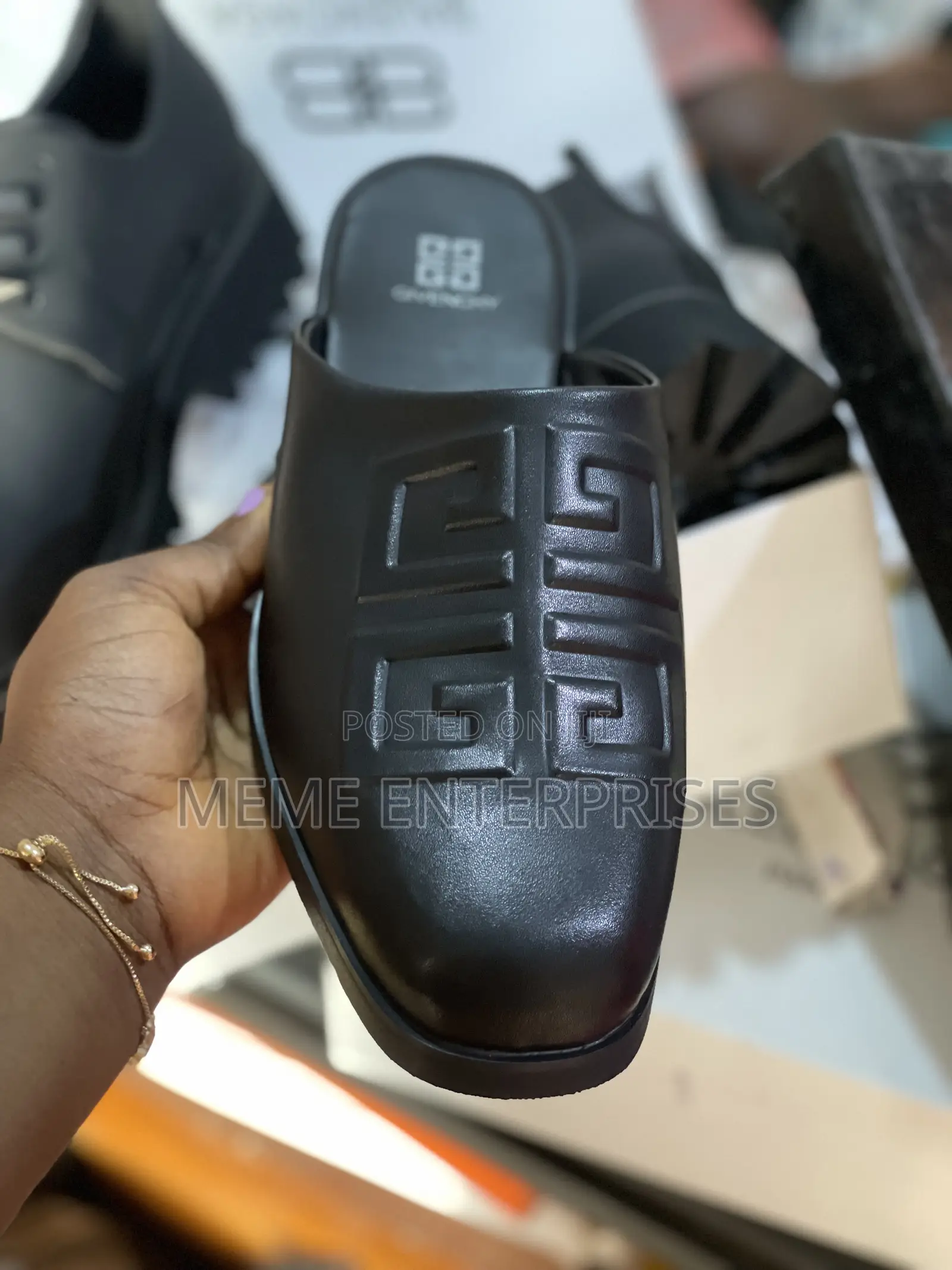 Half Shoe Men 