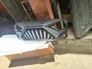 Front Grille Jeep Wrangler 2015