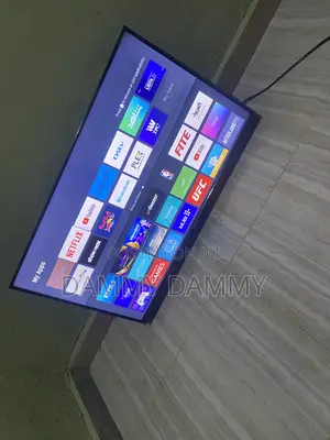 Photo - Neatly Used 32 Inch Hisense Smart Tv