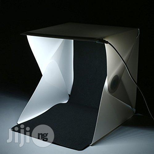 Products Light Box 40 X 40cm