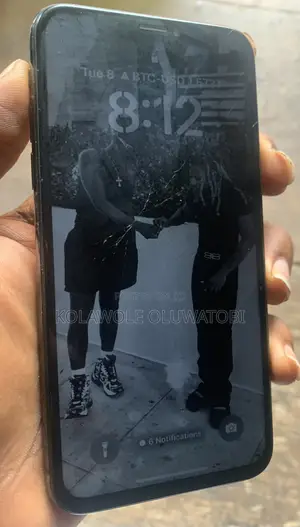 Photo - Apple iPhone X 64 GB Black