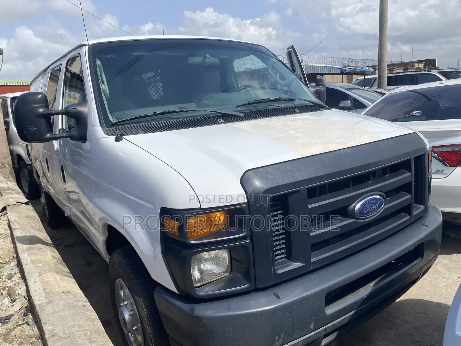 Ford E350 2009 White