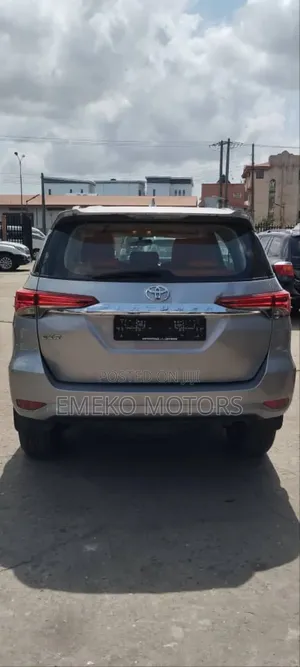 Toyota Fortuner 2.8 D AWD 2020 Gray