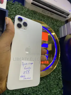 Apple iPhone 11 Pro Max 64 GB Gold