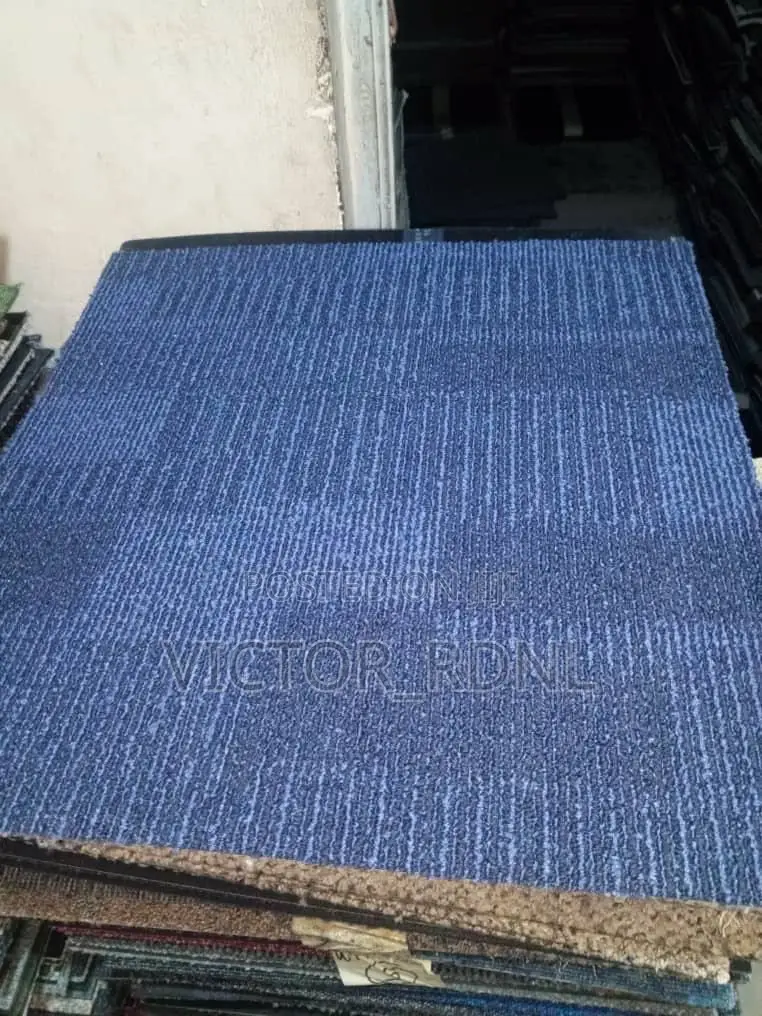 Elegant Carpet Tiles