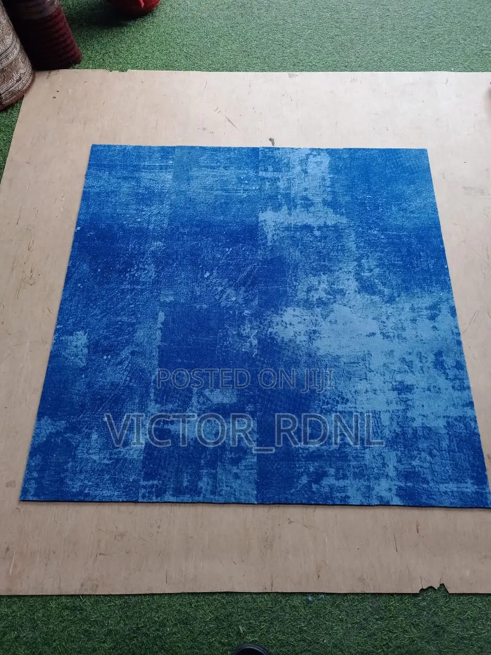 Elegant Carpet Tiles