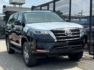 New Toyota Fortuner 2025 Black